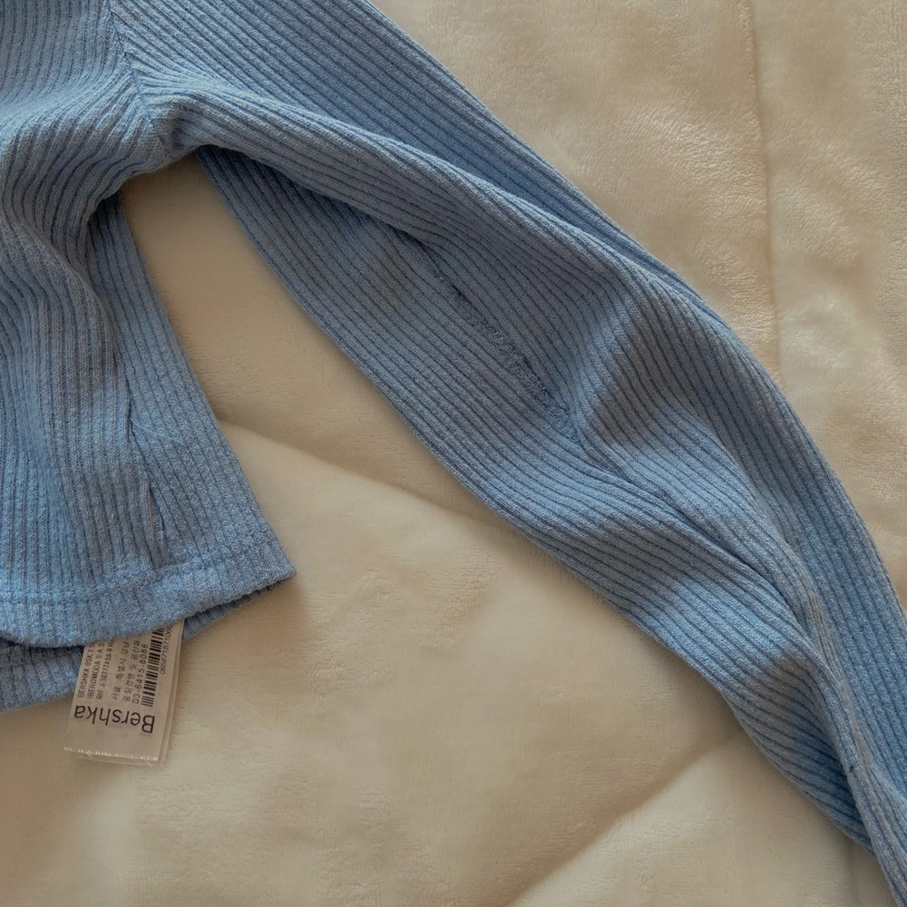 Bershka Cami and Cardigan Set in Baby Blue - Picture 5 of 5